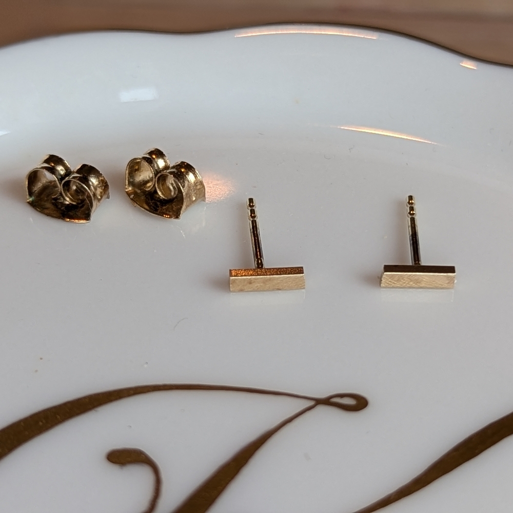 Natalie Borton 14k Gold Bar Stud Earrings